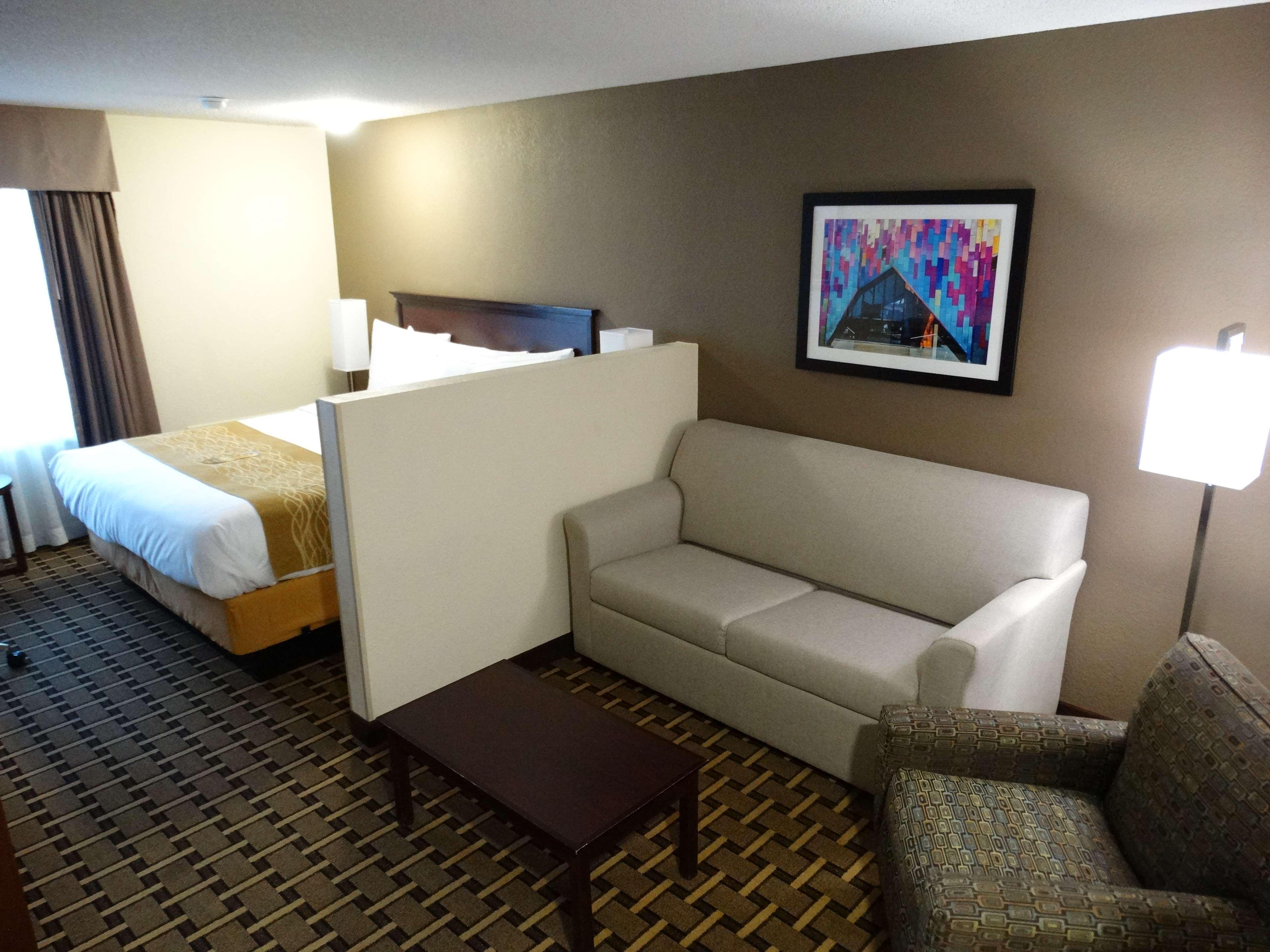 Best Western Overland Park Hotel Exterior photo